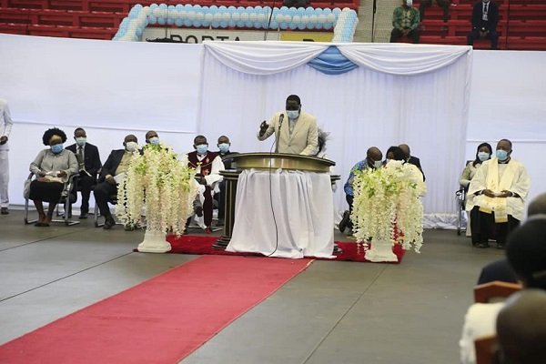 PRESIDENTE DA REPÚBLICA PARTICIPA NO CULTO ECOMÉNICO DE CELEBRAÇÃO DA PAZ