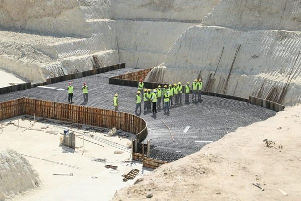 PRESIDENTE VISITA PROJECTO DE COMBATE À SECA NO CUNENE