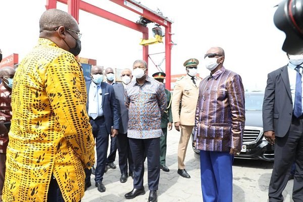 PRESIDENTE DA REPÚBLICA NO PORTO DE CONAKRI 