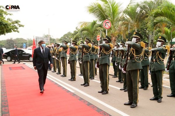 PRESIDENTE DA REPÚBLICA RENDE ÚLTIMA HOMENAGEM A  CARLOS ALBERTO FERREIRA PINTO 